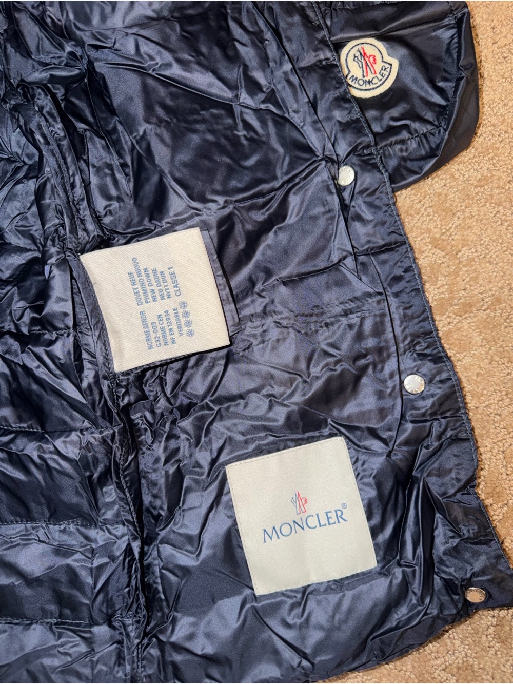 Moncler Liane Puffer Gilet Jacket in Navy Size 3 - Picture 3 of 16